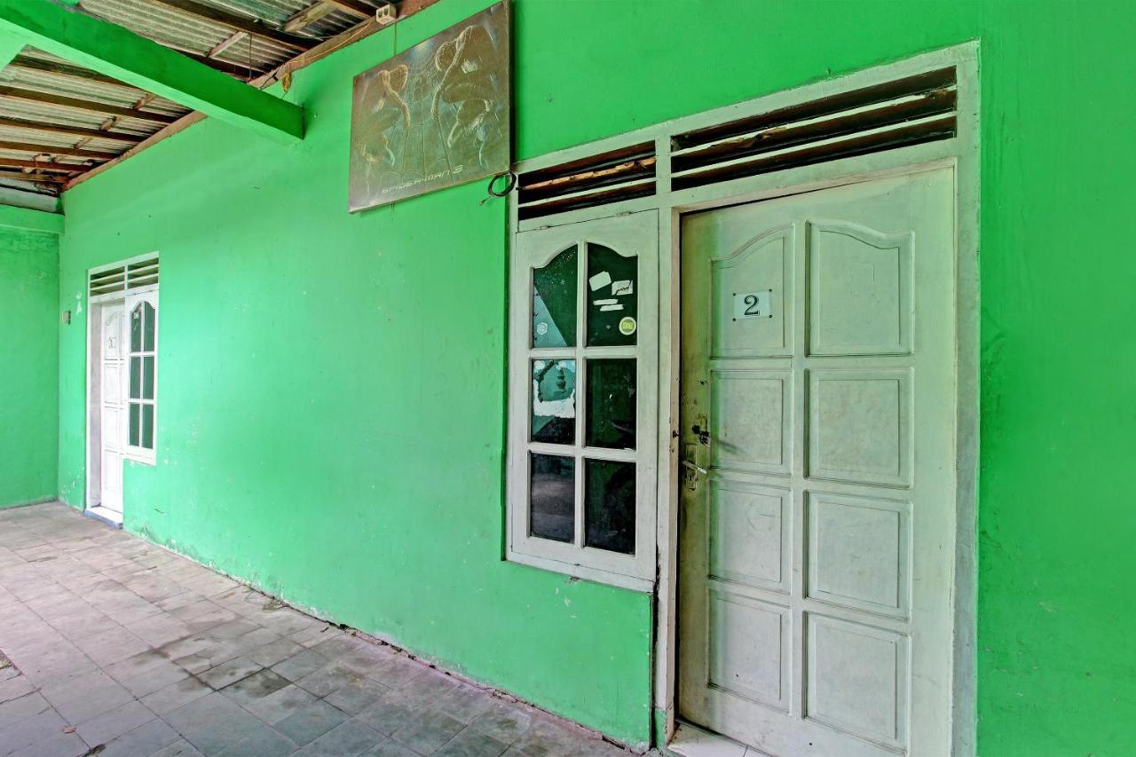 Hotel Spot On 91764 Griya Amarta Syariah Yogyakarta Exterior foto